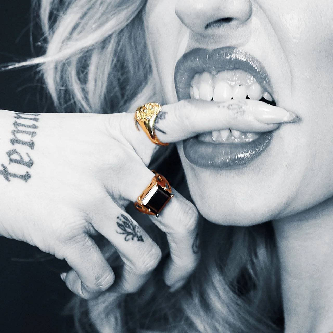 Scream Pretty Lion Head Signet Ring