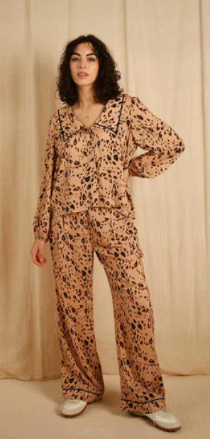 Frenchie Pyjama Set Leopard By It's 9pm