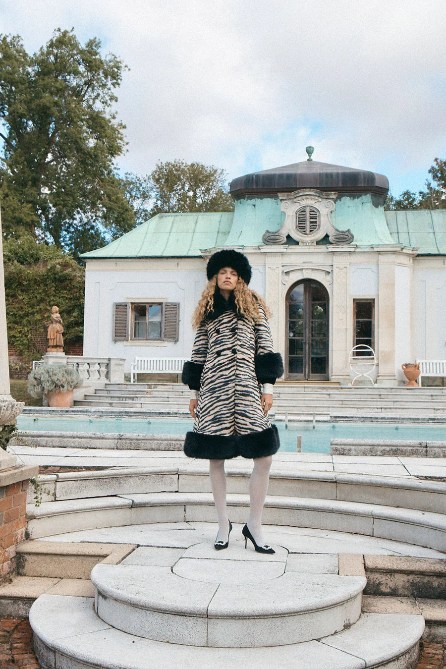 Queens Of Archive Monroe Zebra Coat