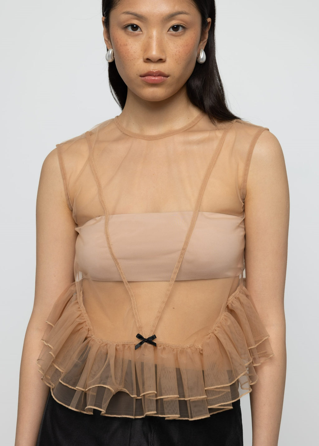 Top Esthé con Volantes de Tul y Peplum