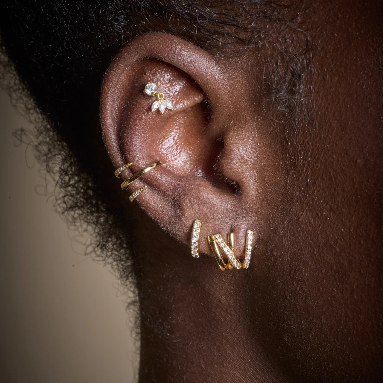 Boucle d'oreille plate Scream Pretty Diamond Drop en or