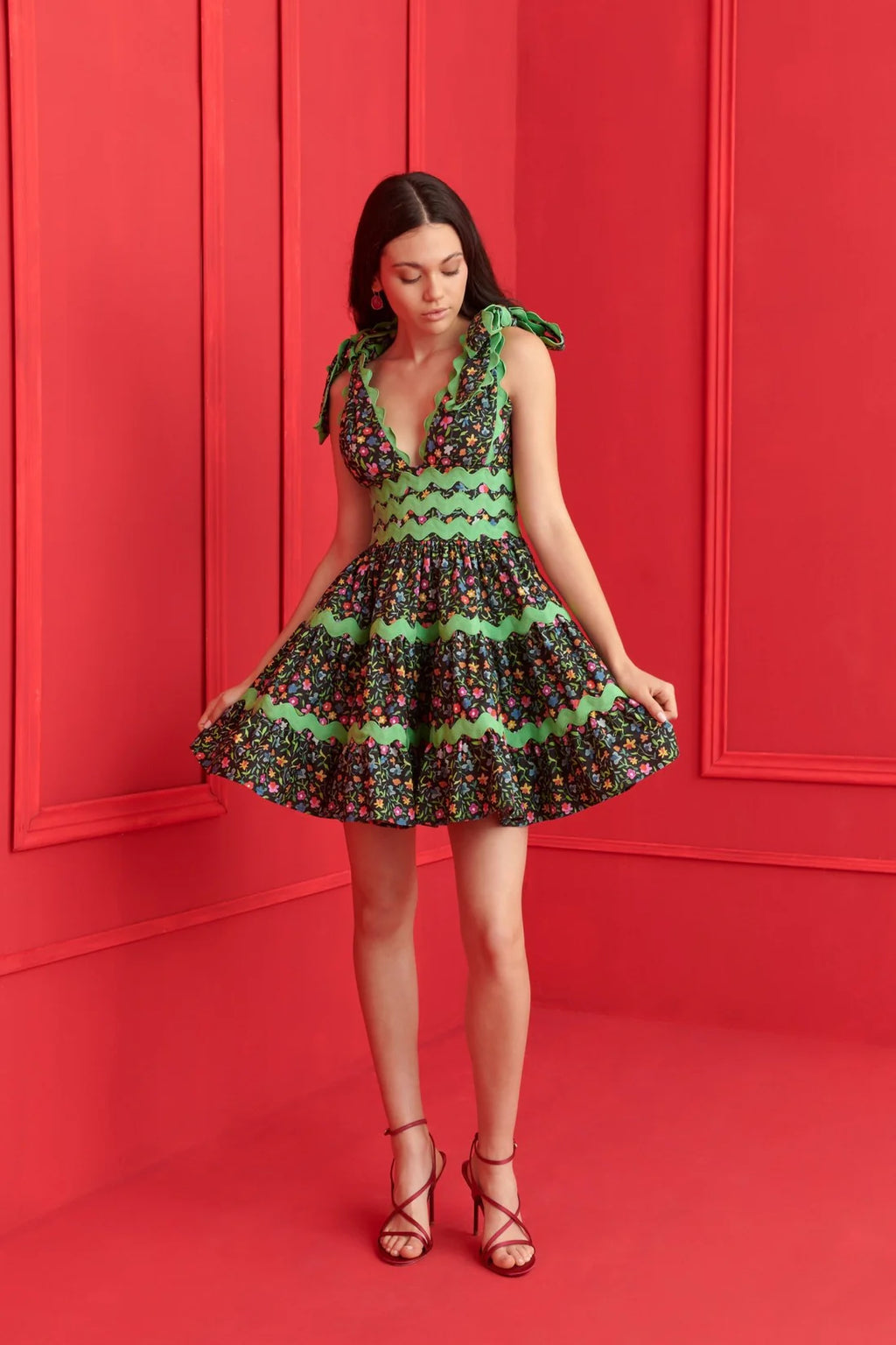 Vestido Midnight Celia B Cheli - Alquílalo desde 68 £