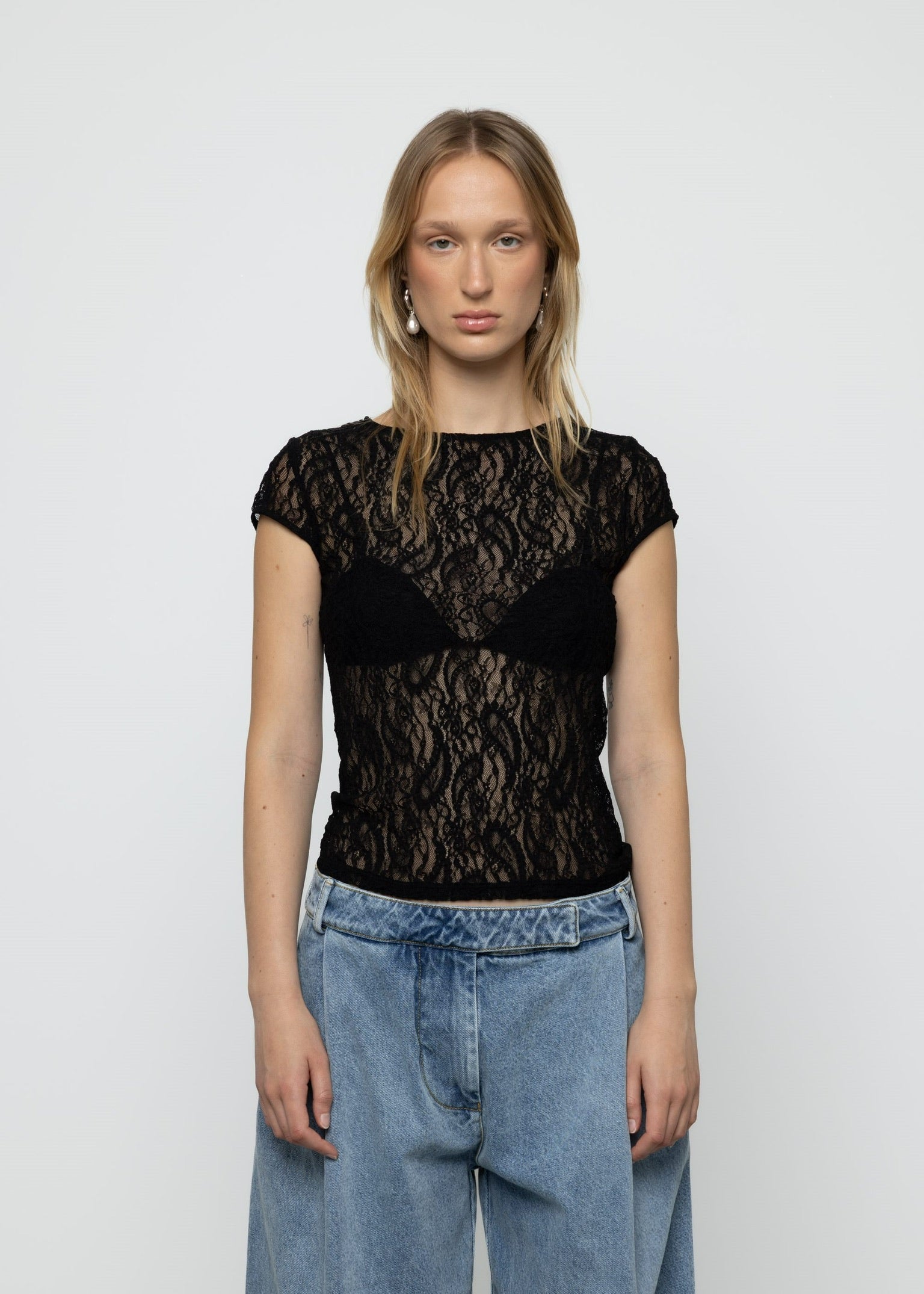 Esthé Sheer Baby Tee Lace Top